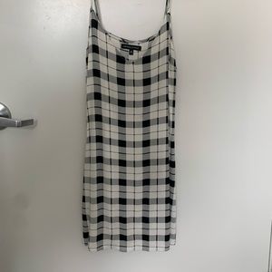 kendall and kylie dress